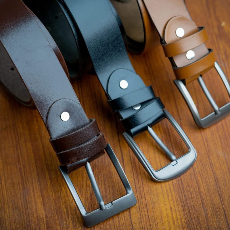 Men Leather Belt with Classic Metal Buckle