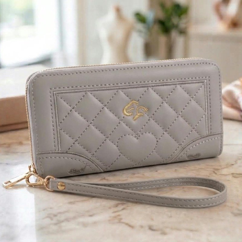 Women's Luxury Quilted Long Wallet Purse - Image 4