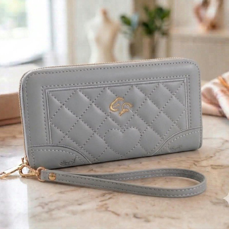Women's Luxury Quilted Long Wallet Purse - Image 2