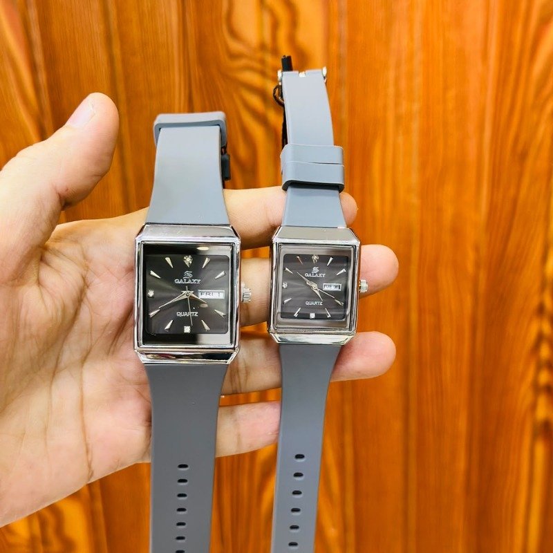 Elegant Couple Watch Set | Stylish Quartz Watches for Men & Women - Image 5