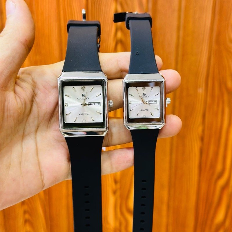 Elegant Couple Watch Set | Stylish Quartz Watches for Men & Women - Image 4