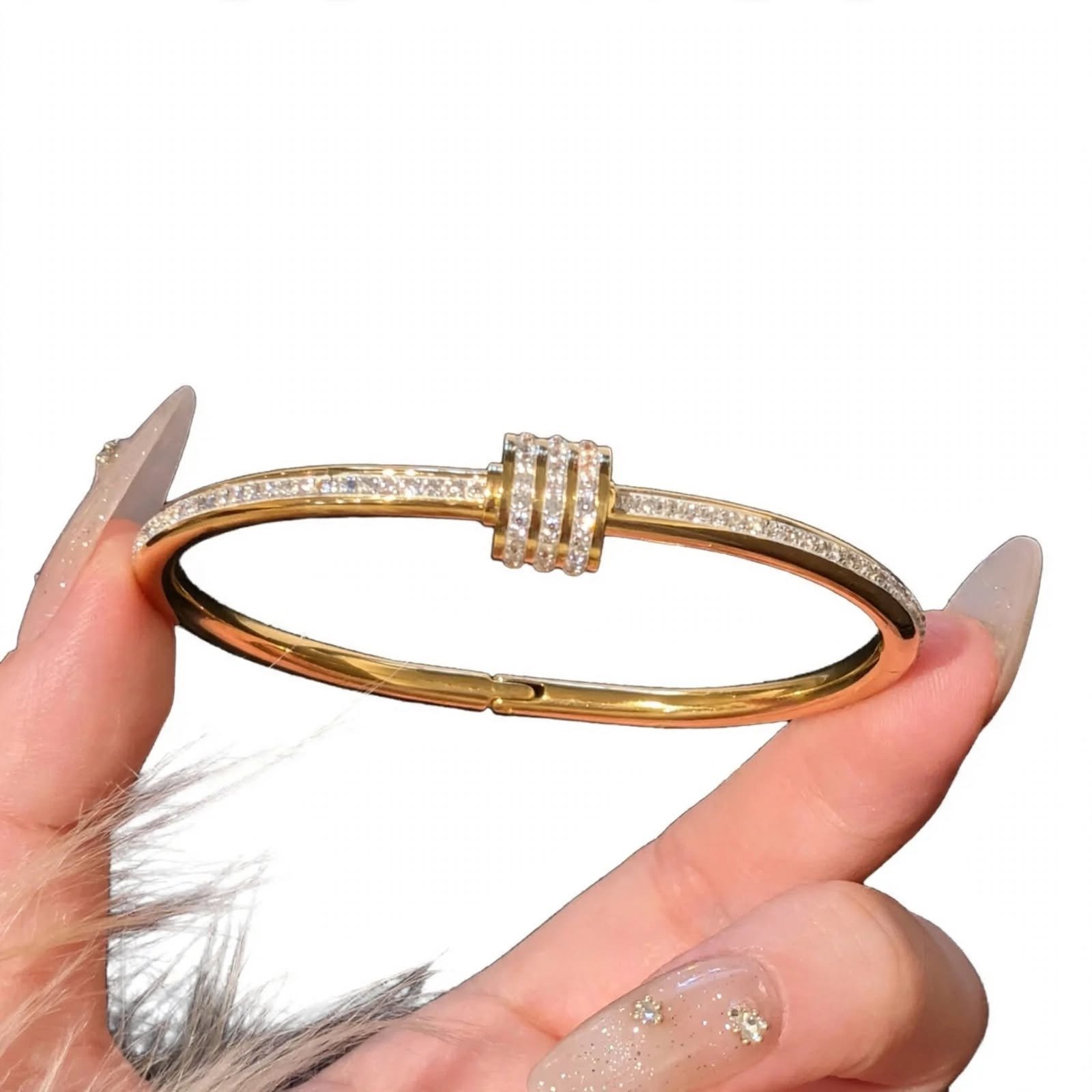 Elegant Gold Crystal Bangle Bracelet for Women